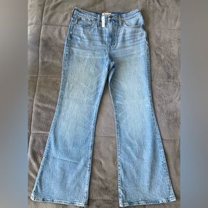 Madewell - The Perfect Vintage Flare Jean in Delavan Wash - New